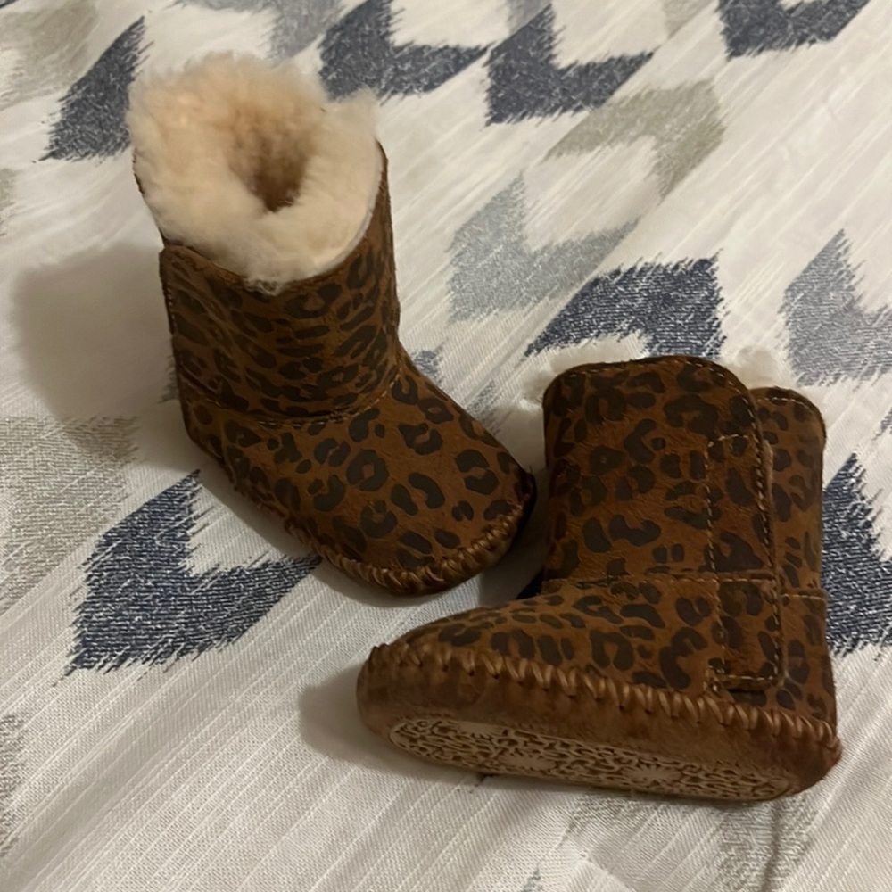 Ugg baby 0/1